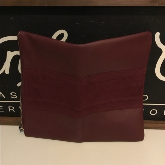 Fold over clutch - Picture 5 of 5